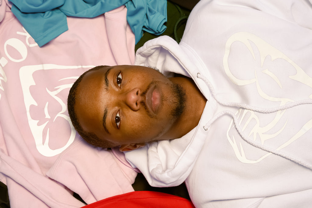 (WHITE) PRO-ME SWEATSUIT BUNDLE